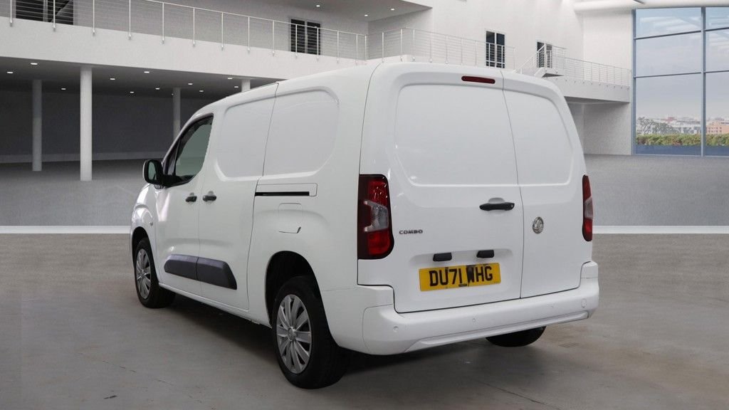 Used Vauxhall Combo 2021 for sale - 77681121: Photo 3