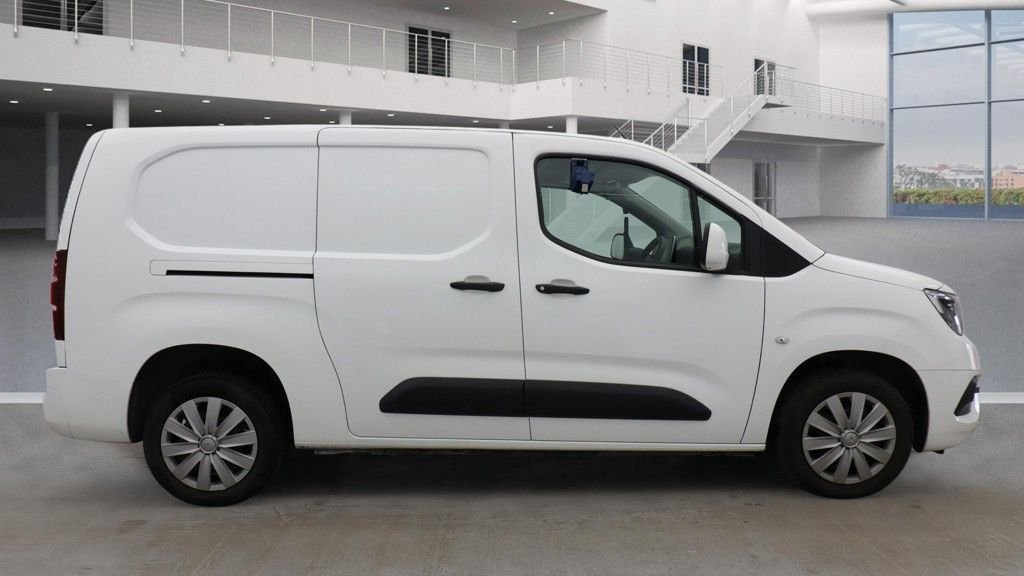 Used Vauxhall Combo 2021 for sale - 77681121: Photo 5