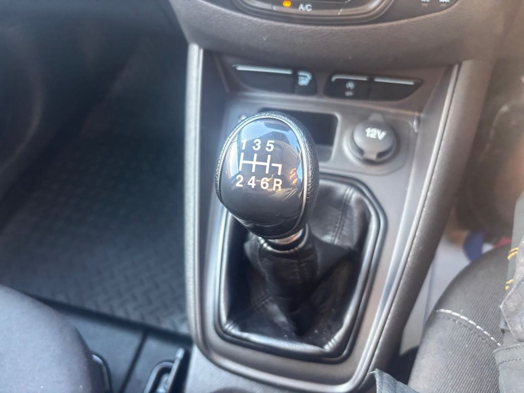 Used Ford Transit Courier 2020 for sale - 76118901: Photo 12