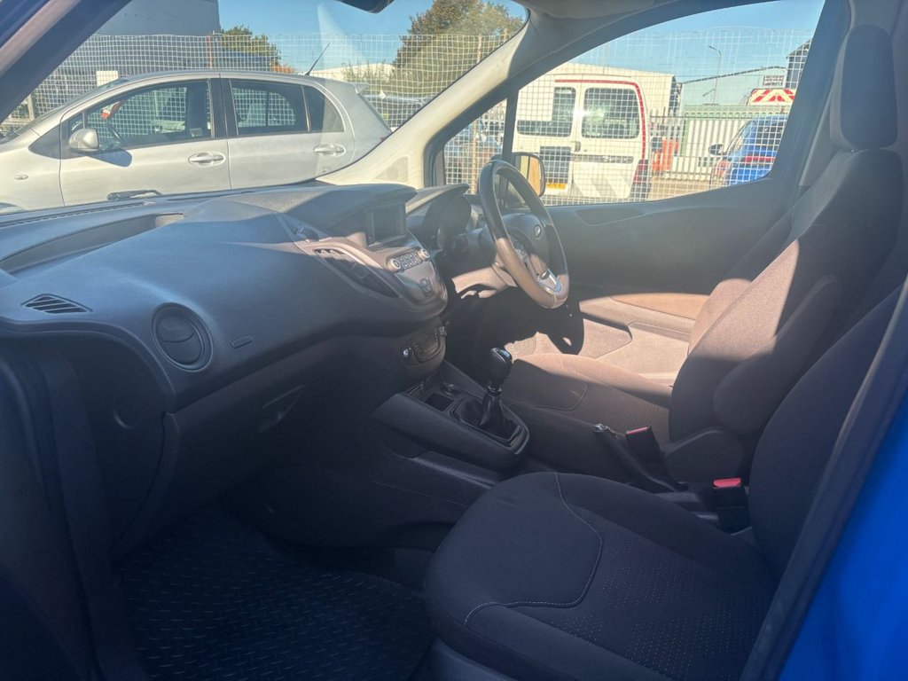 Used Ford Transit Courier 2020 for sale - 76118901: Photo 20