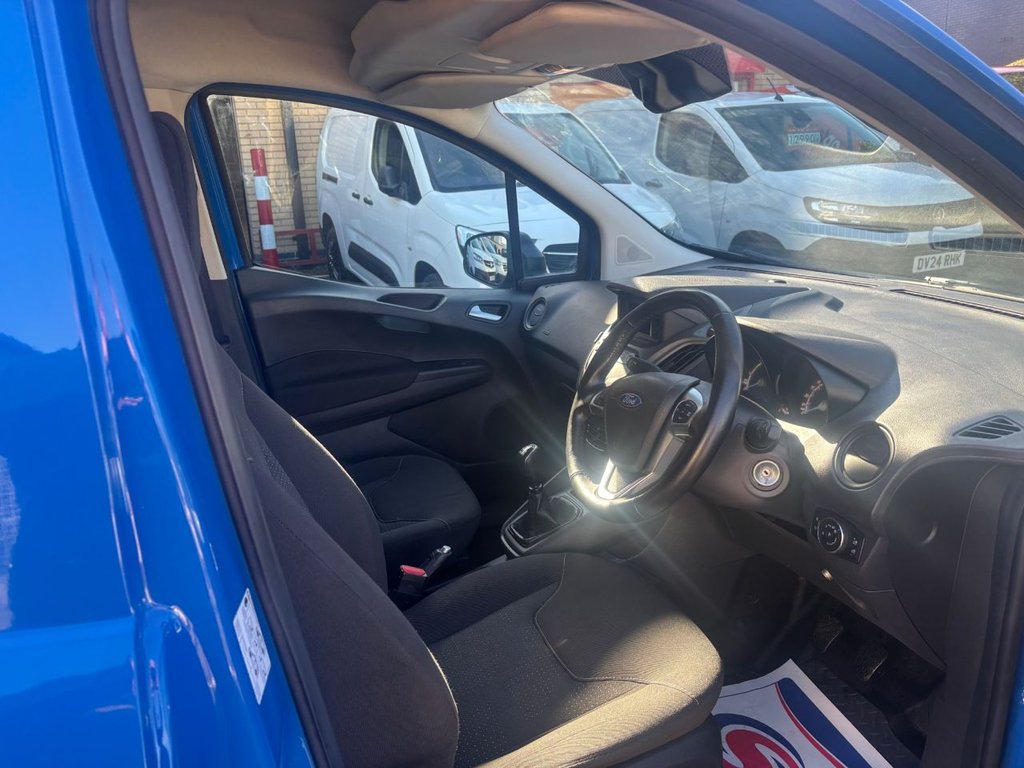 Used Ford Transit Courier 2020 for sale - 76118901: Photo 22