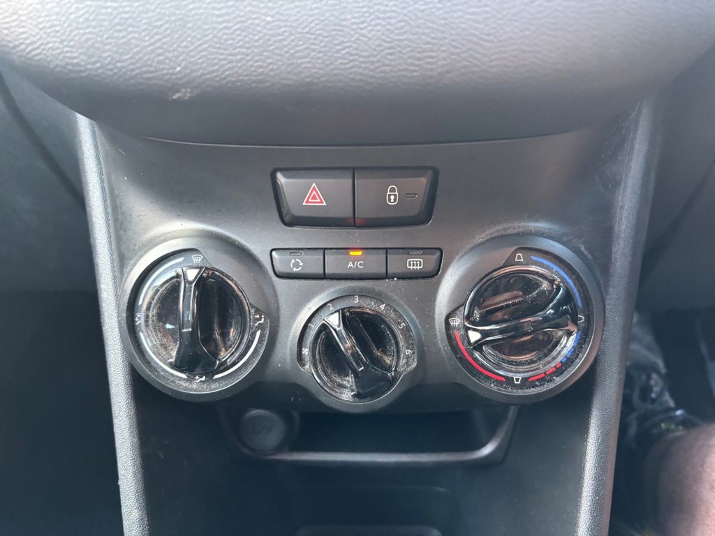 Used Peugeot 208 2014 for sale - 76698282: Photo 14