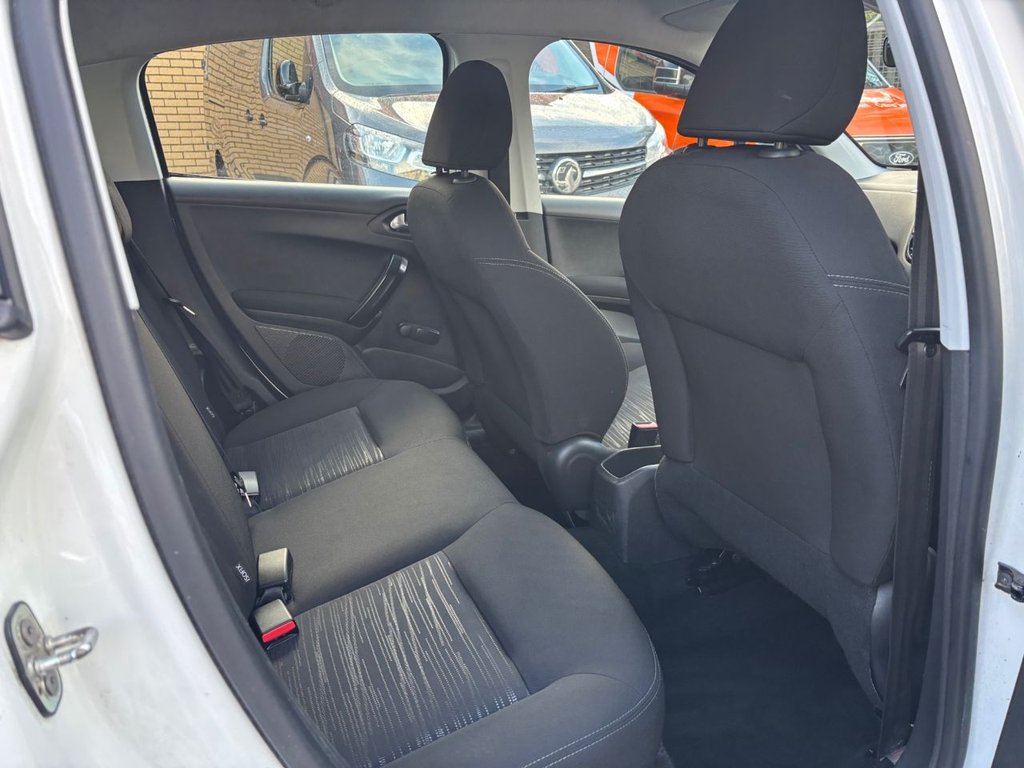 Used Peugeot 208 2014 for sale - 76698282: Photo 20