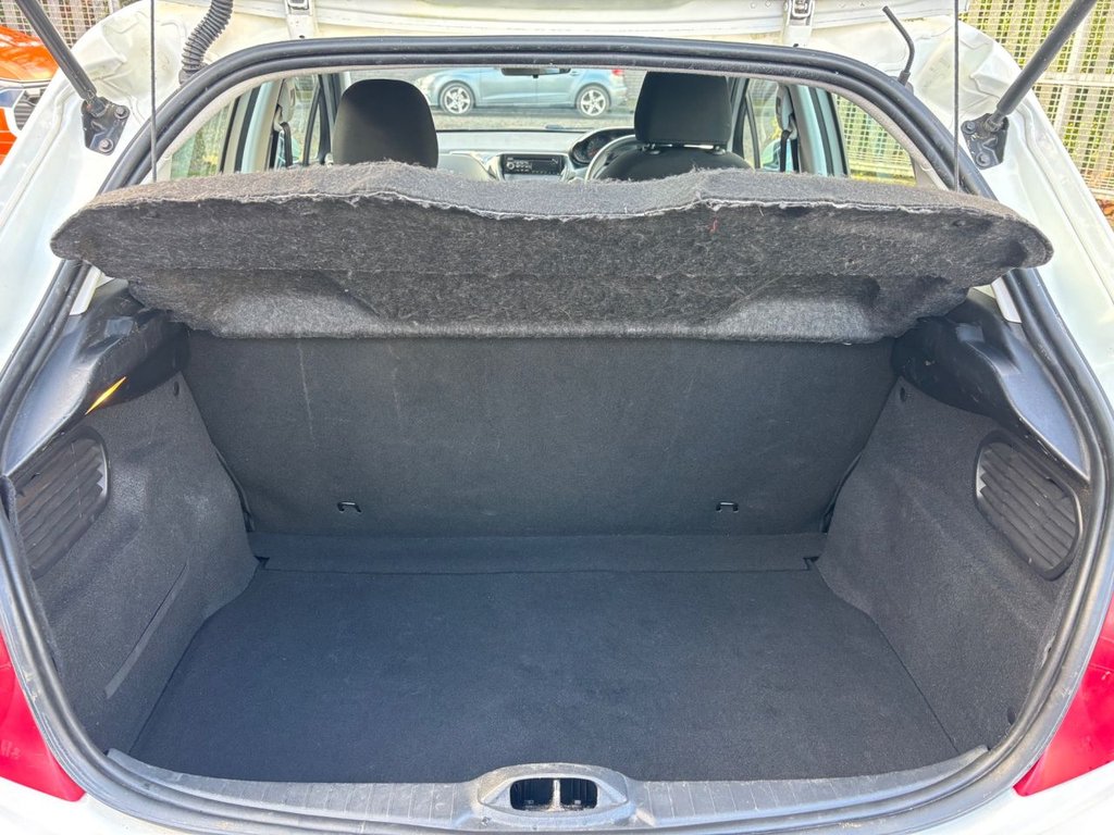 Used Peugeot 208 2014 for sale - 76698282: Photo 22