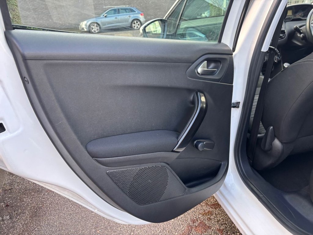 Used Peugeot 208 2014 for sale - 76698282: Photo 24