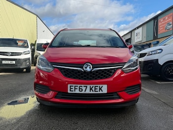 Used Vauxhall Zafira Tourer 2017 for sale - 77571499: Photo