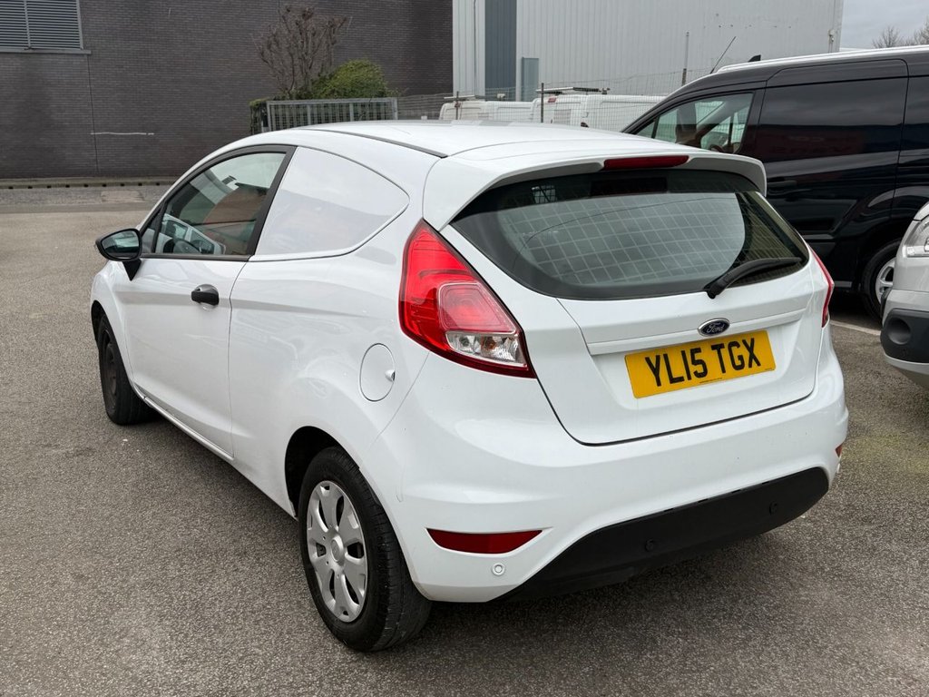 Used Ford Fiesta 2015 for sale - 77855430: Photo 7