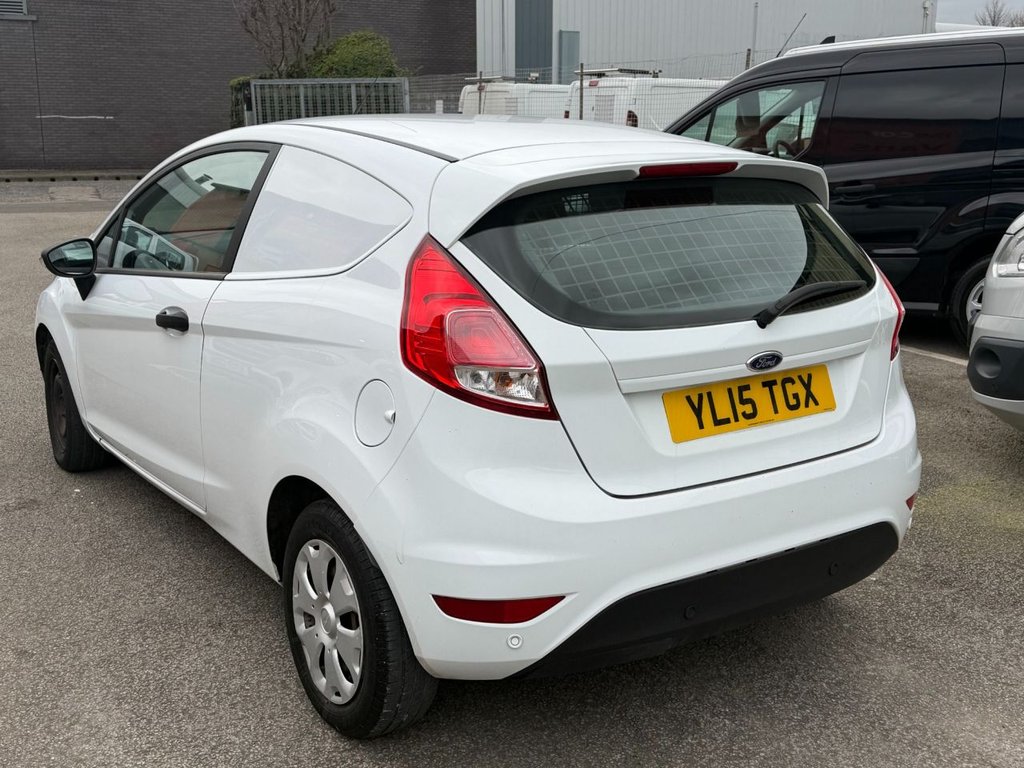 Used Ford Fiesta 2015 for sale - 77855430: Photo 8