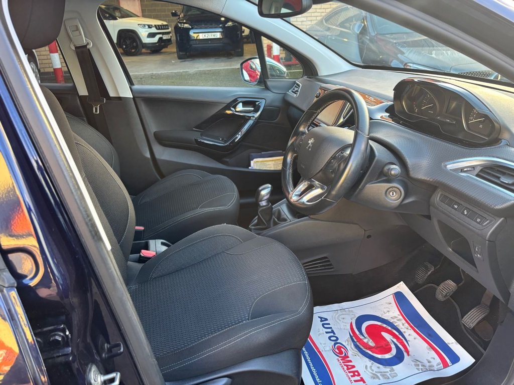 Used Peugeot 208 2018 for sale - 77171519: Photo 10