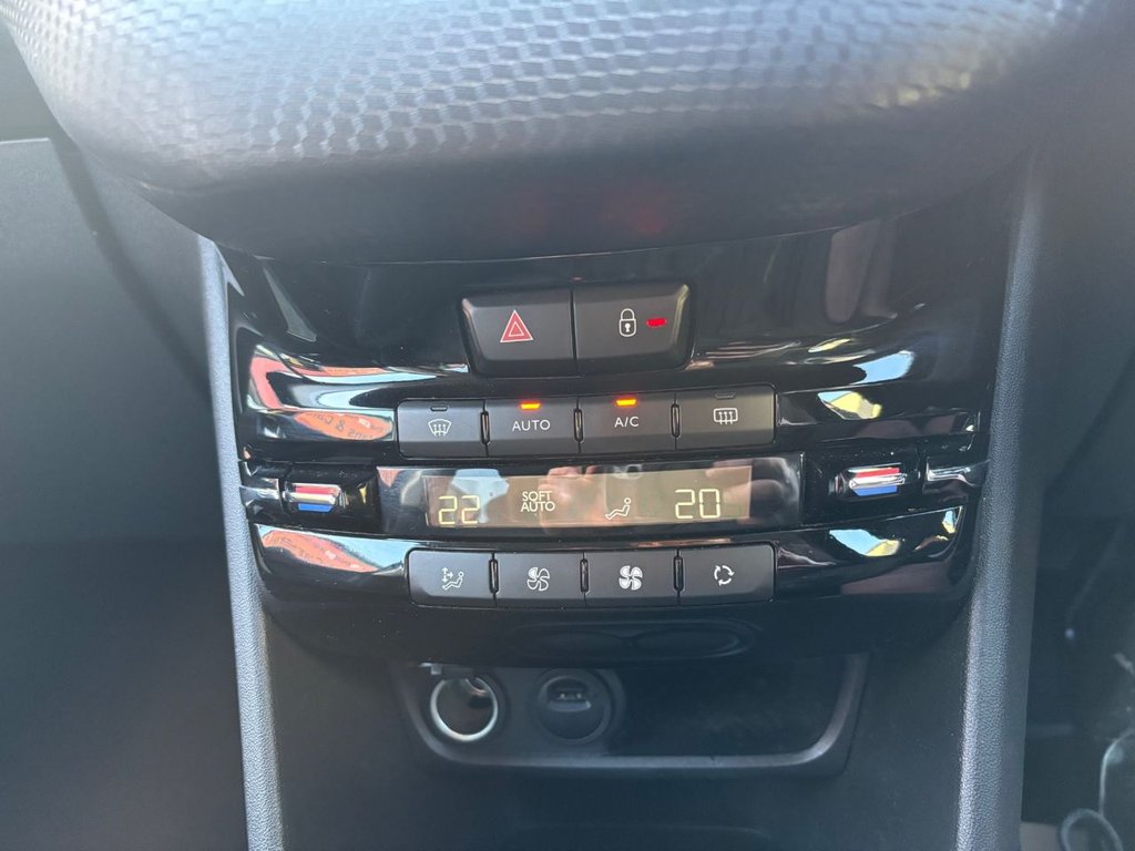 Used Peugeot 208 2018 for sale - 77171519: Photo 16