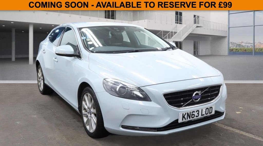 Used Volvo V40 2013 for sale - 76535863: Photo 1