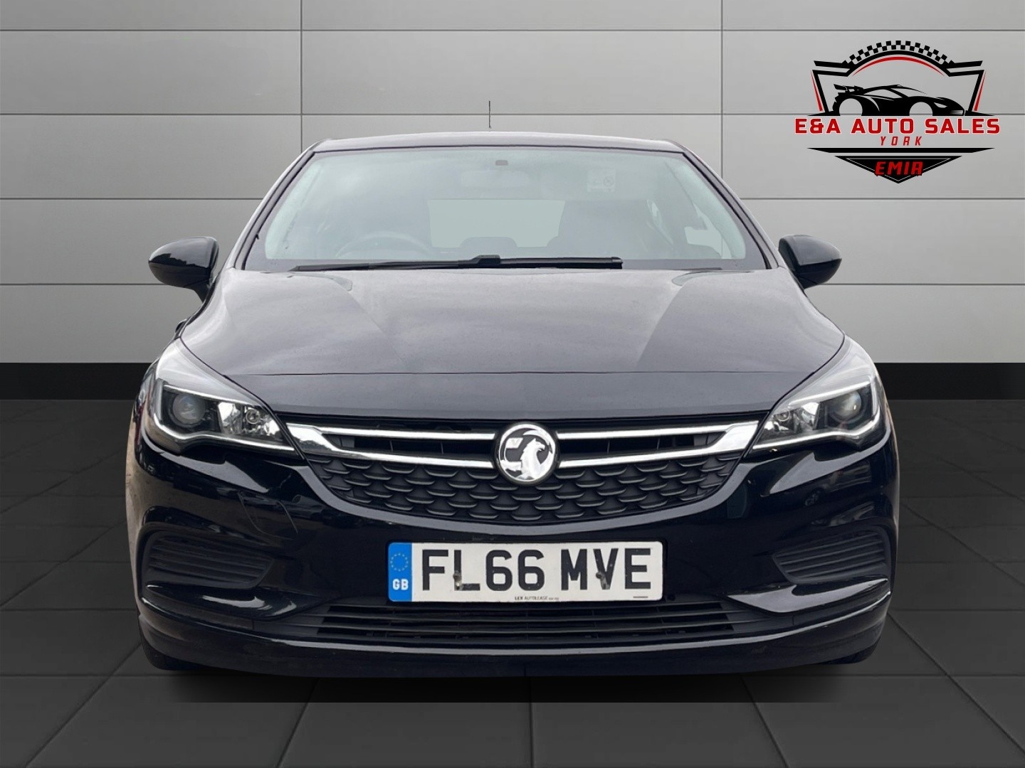 Used Vauxhall Astra 2016 for sale - 76461566: Photo 2
