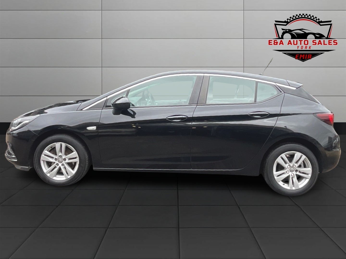 Used Vauxhall Astra 2016 for sale - 76461566: Photo 4