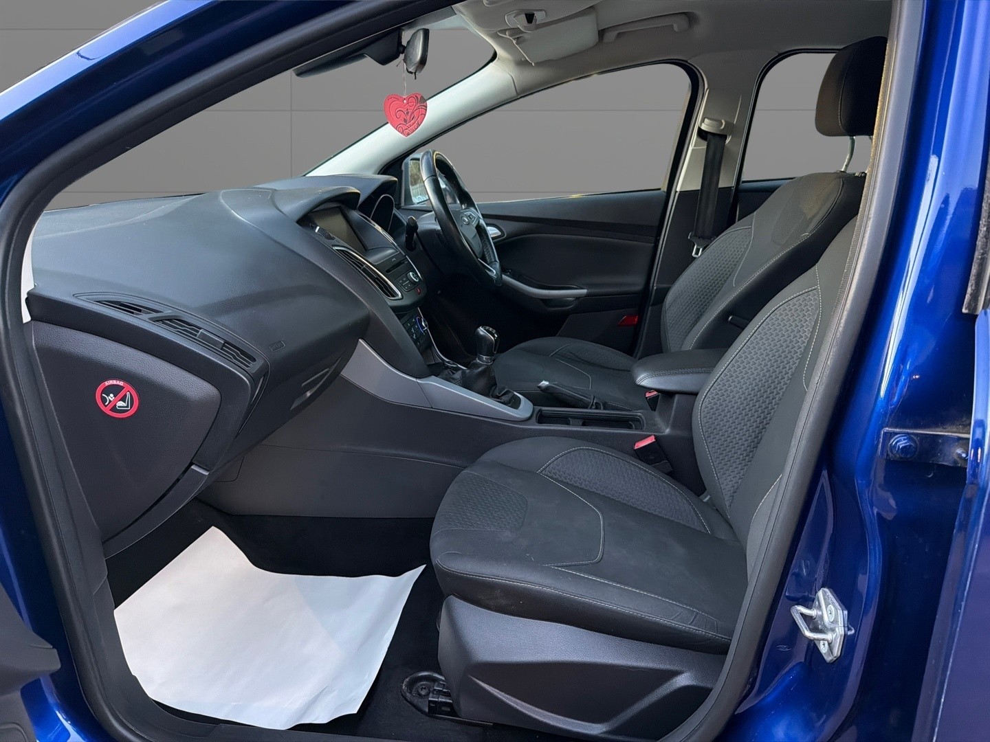 Used Ford Focus 2015 for sale - 77921422: Photo 13