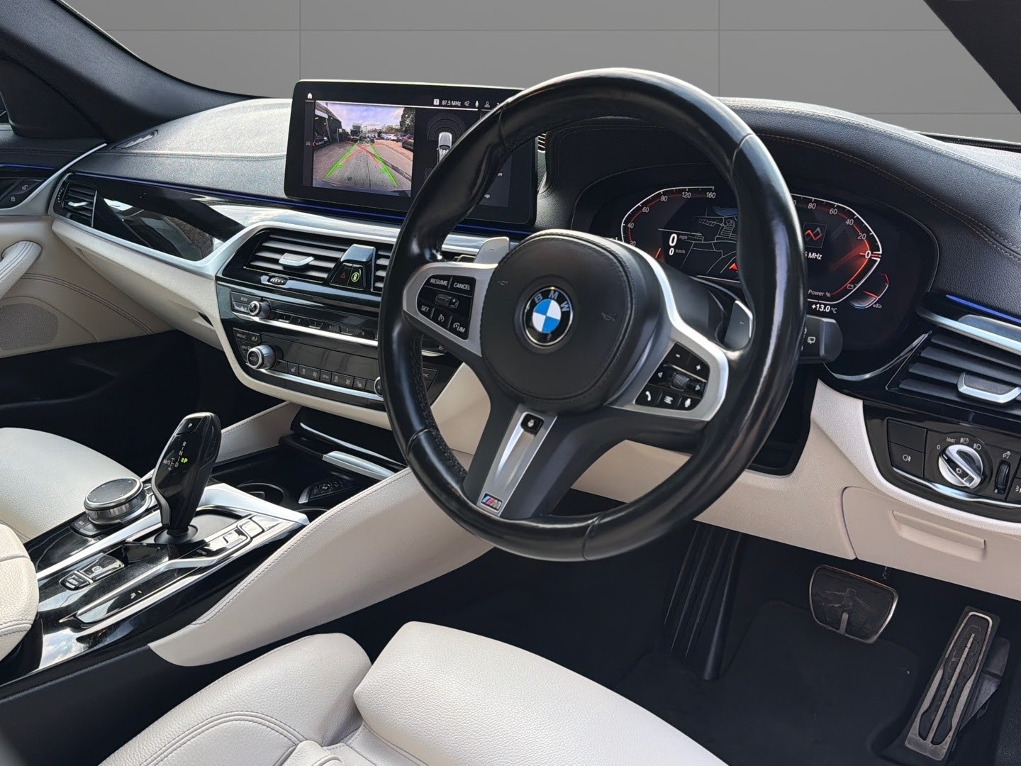 Used BMW 5 Series 2022 for sale - 77656174: Photo 9