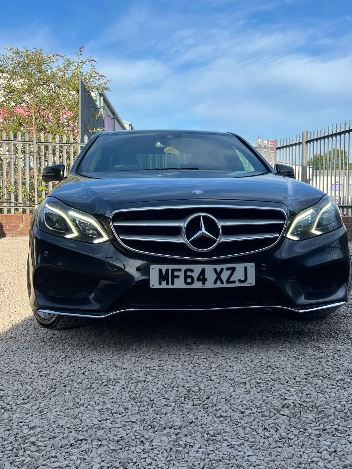 Used Mercedes-Benz E Class 2014 for sale - 76605956: Photo 1