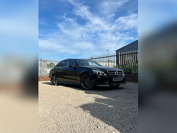 Used Mercedes-Benz E Class 2014 for sale - 76605956: Photo