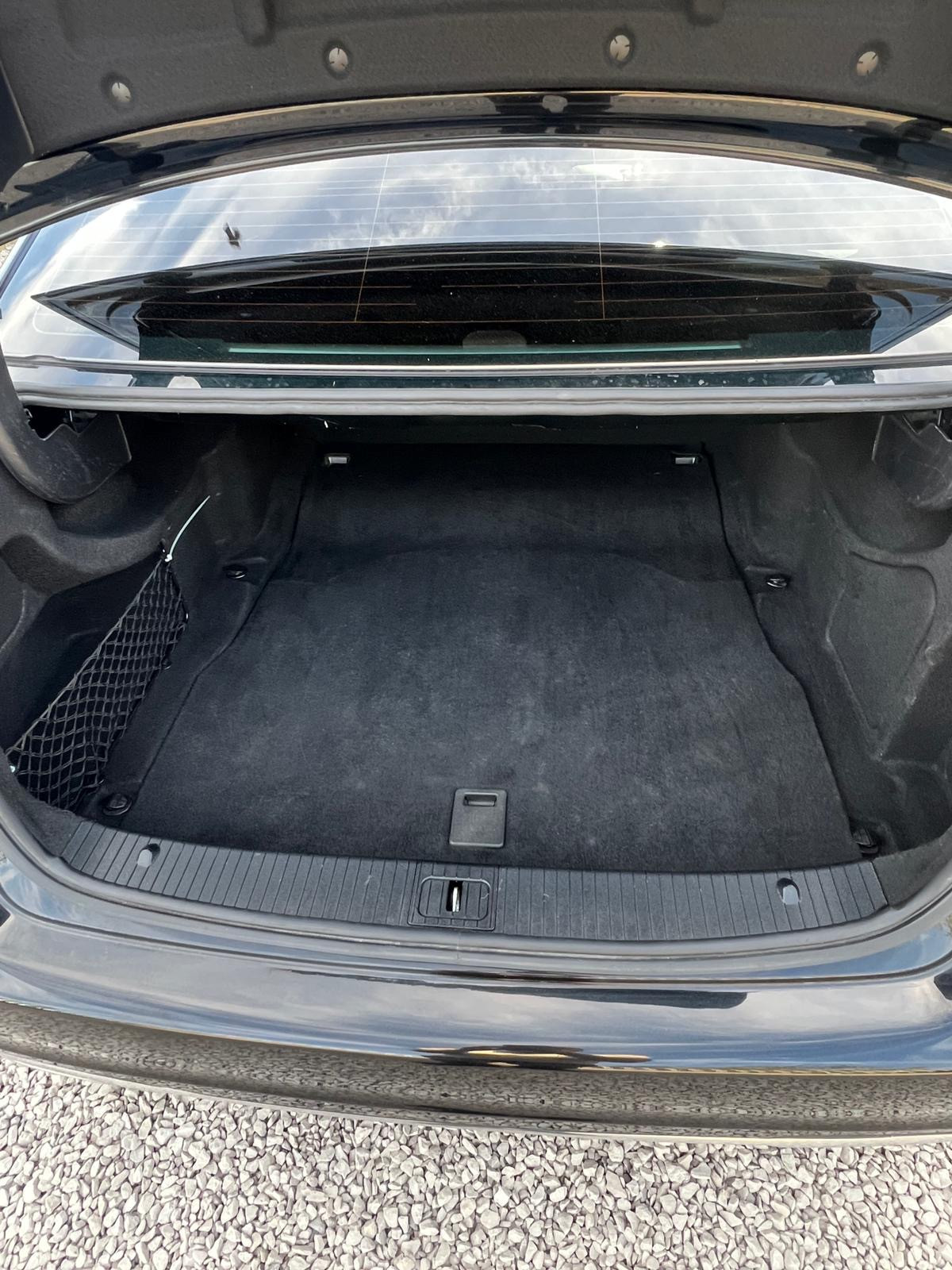 Used Mercedes-Benz E Class 2014 for sale - 76605956: Photo 9