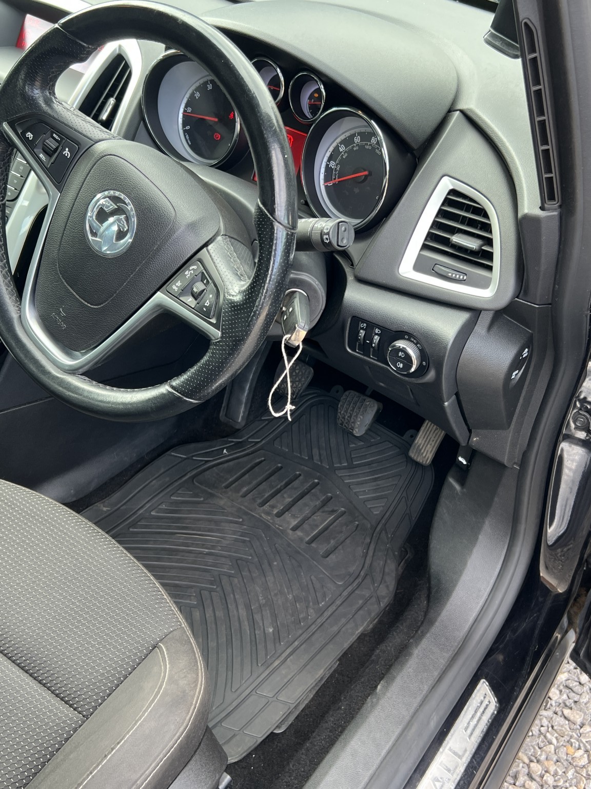 Used Vauxhall Astra 2011 for sale - 76536754: Photo 15