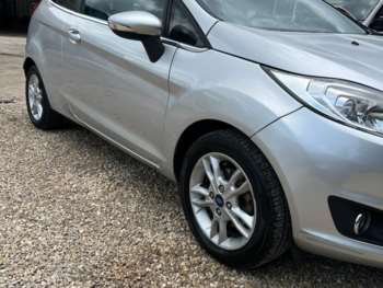 Used Ford Fiesta 2015 for sale - 74902963: Photo
