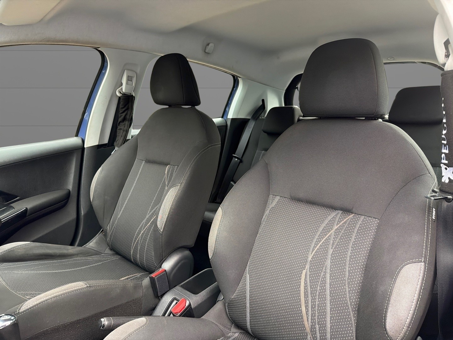 Used Peugeot 208 2014 for sale - 77277442: Photo 13