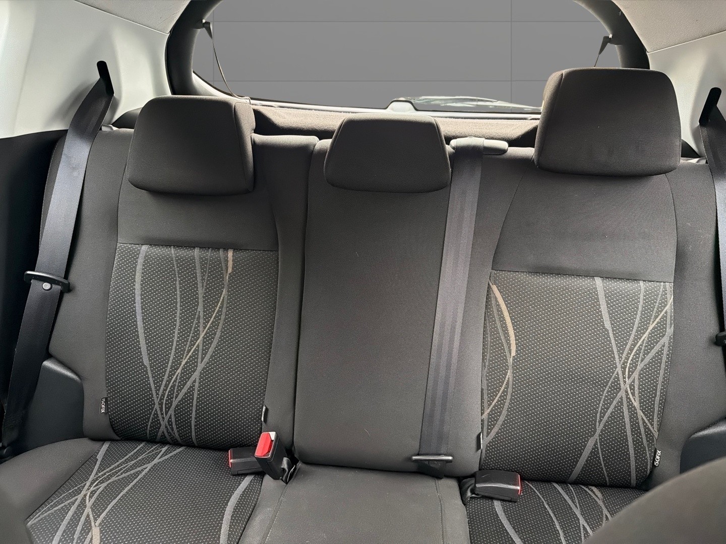 Used Peugeot 208 2014 for sale - 77277442: Photo 15