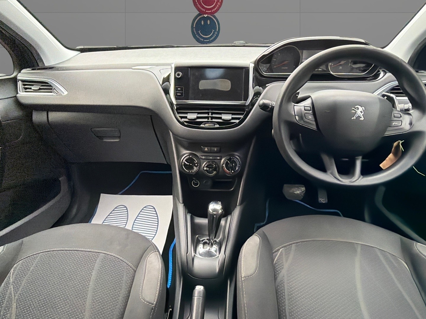 Used Peugeot 208 2014 for sale - 77277442: Photo 16