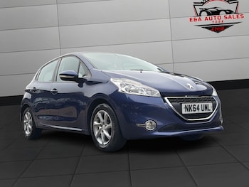 Used Peugeot 208 2014 for sale - 77277442: Photo