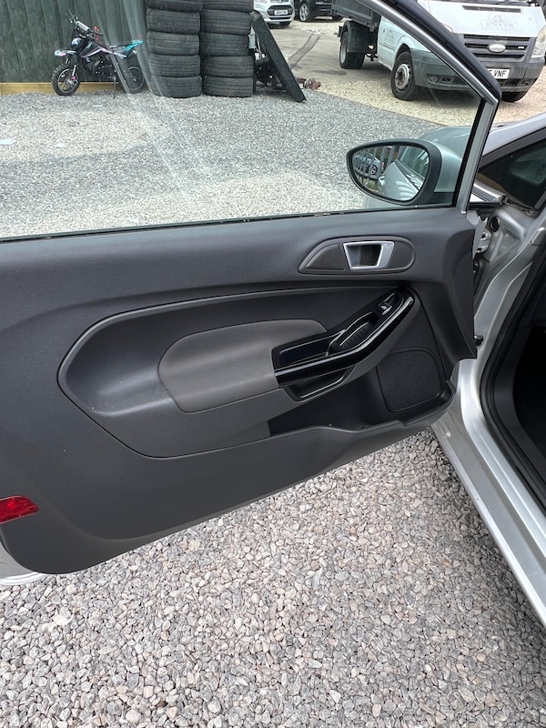 Used Ford Fiesta 2015 for sale - 75439527: Photo 7