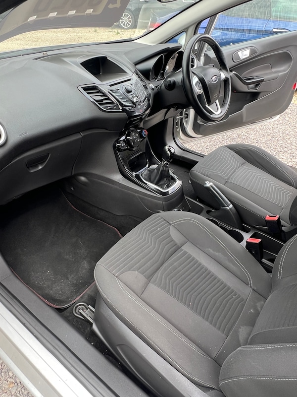 Used Ford Fiesta 2015 for sale - 75439527: Photo 8
