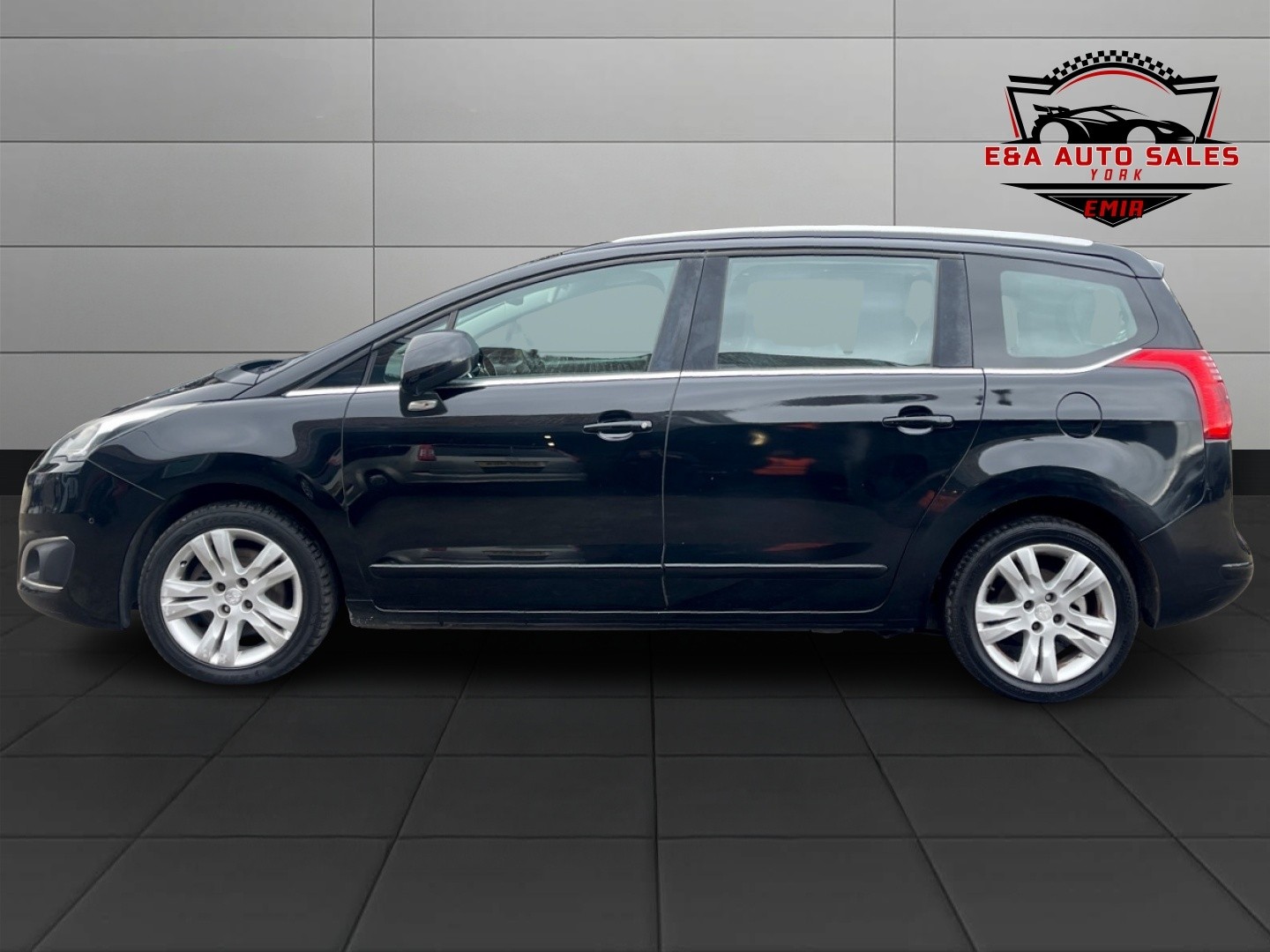 Used Peugeot 5008 2016 for sale - 76471243: Photo 4