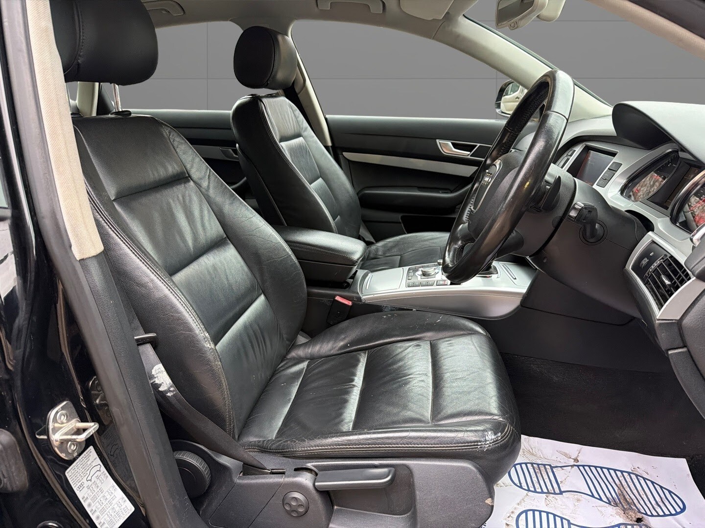 Used Audi A6 Saloon 2010 for sale - 77721268: Photo 11