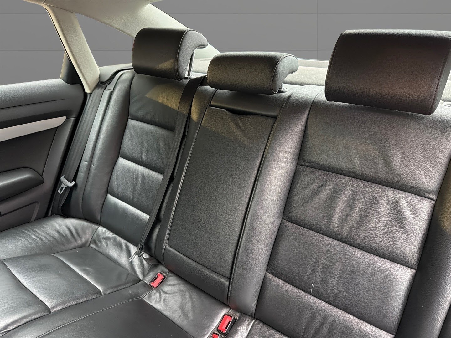 Used Audi A6 Saloon 2010 for sale - 77721268: Photo 14