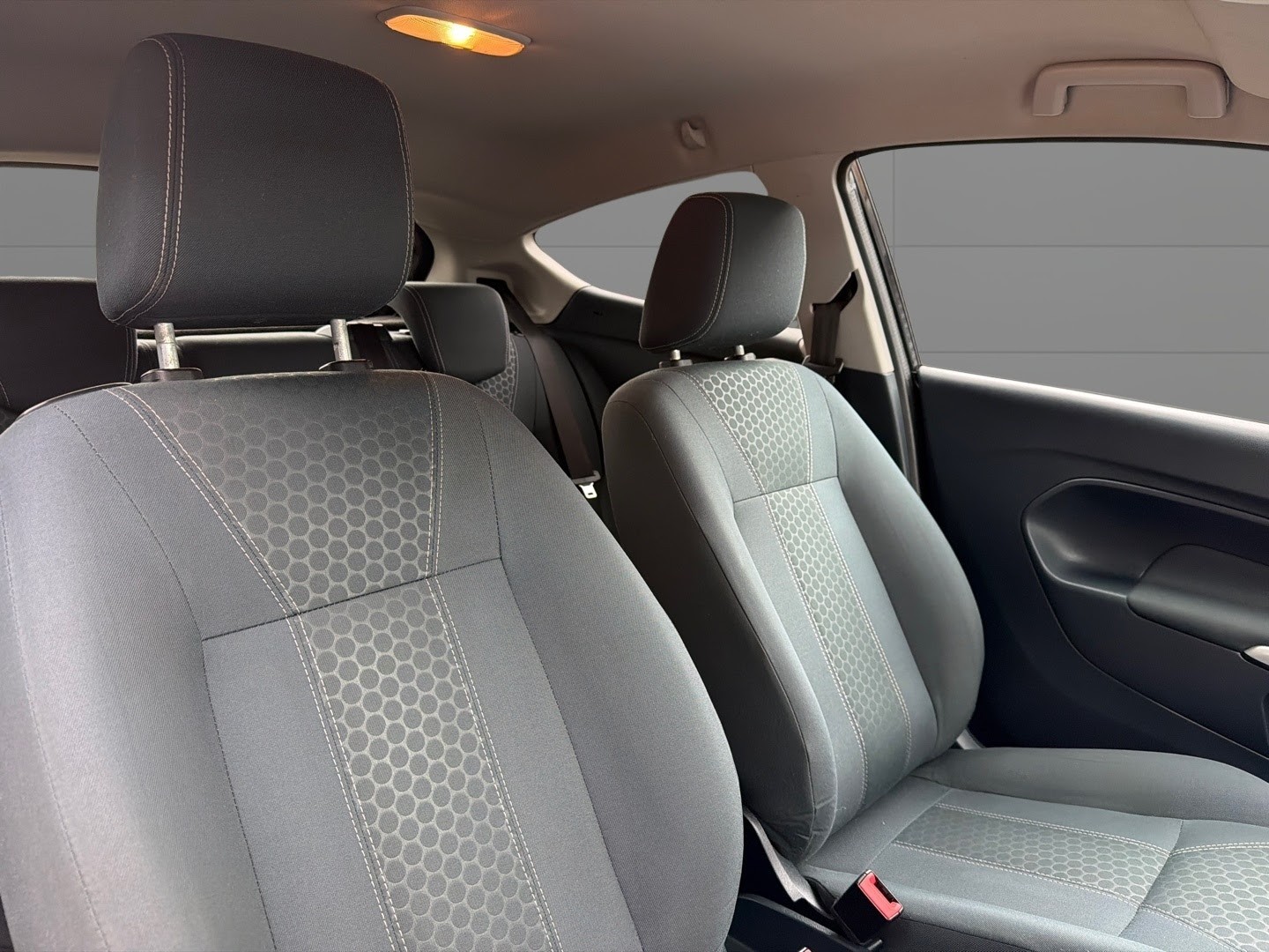 Used Ford Fiesta 2012 for sale - 77536041: Photo 10