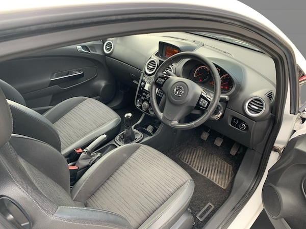 Used Vauxhall Corsa 2014 for sale - 76218810: Photo 9