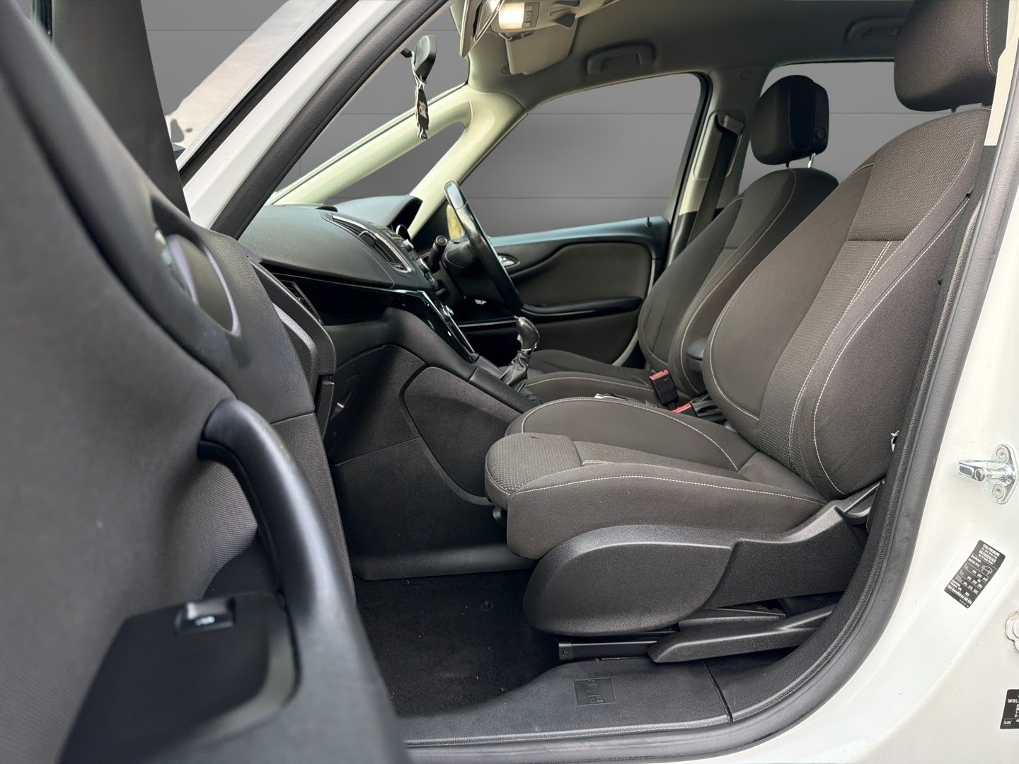 Used Vauxhall Zafira 2014 for sale - 77207530: Photo 12