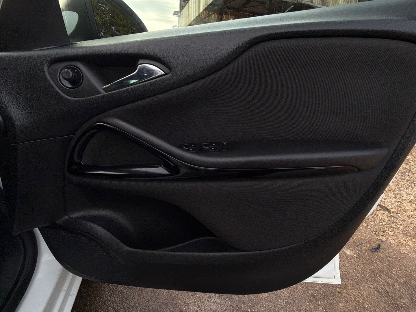 Used Vauxhall Zafira 2014 for sale - 77207530: Photo 23