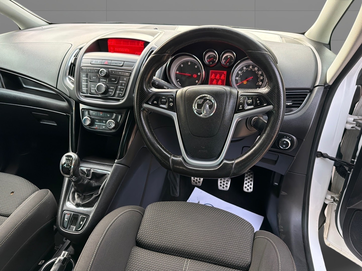 Used Vauxhall Zafira 2014 for sale - 77207530: Photo 9