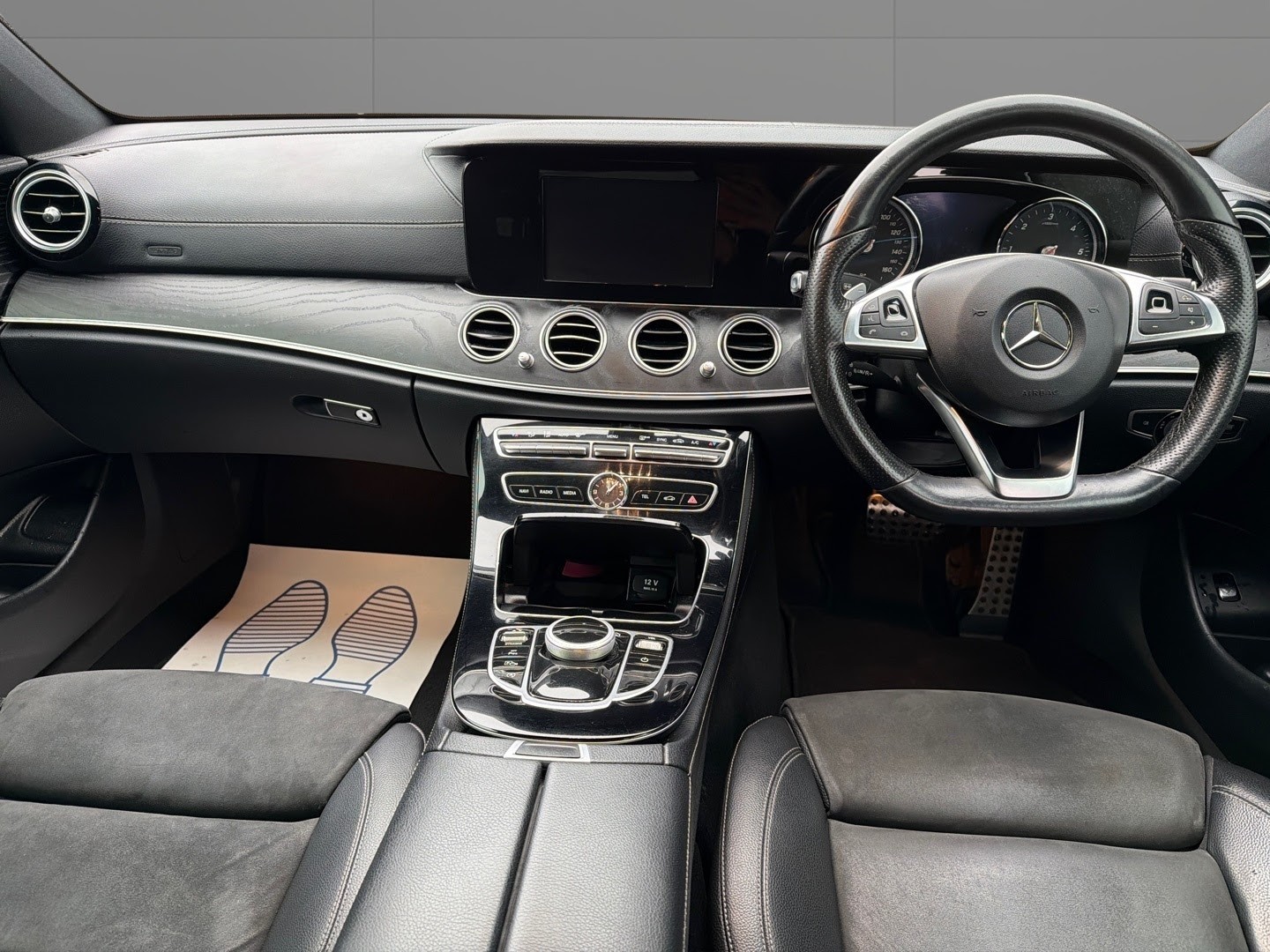 Used Mercedes-Benz E Class 2017 for sale - 77277451: Photo 16