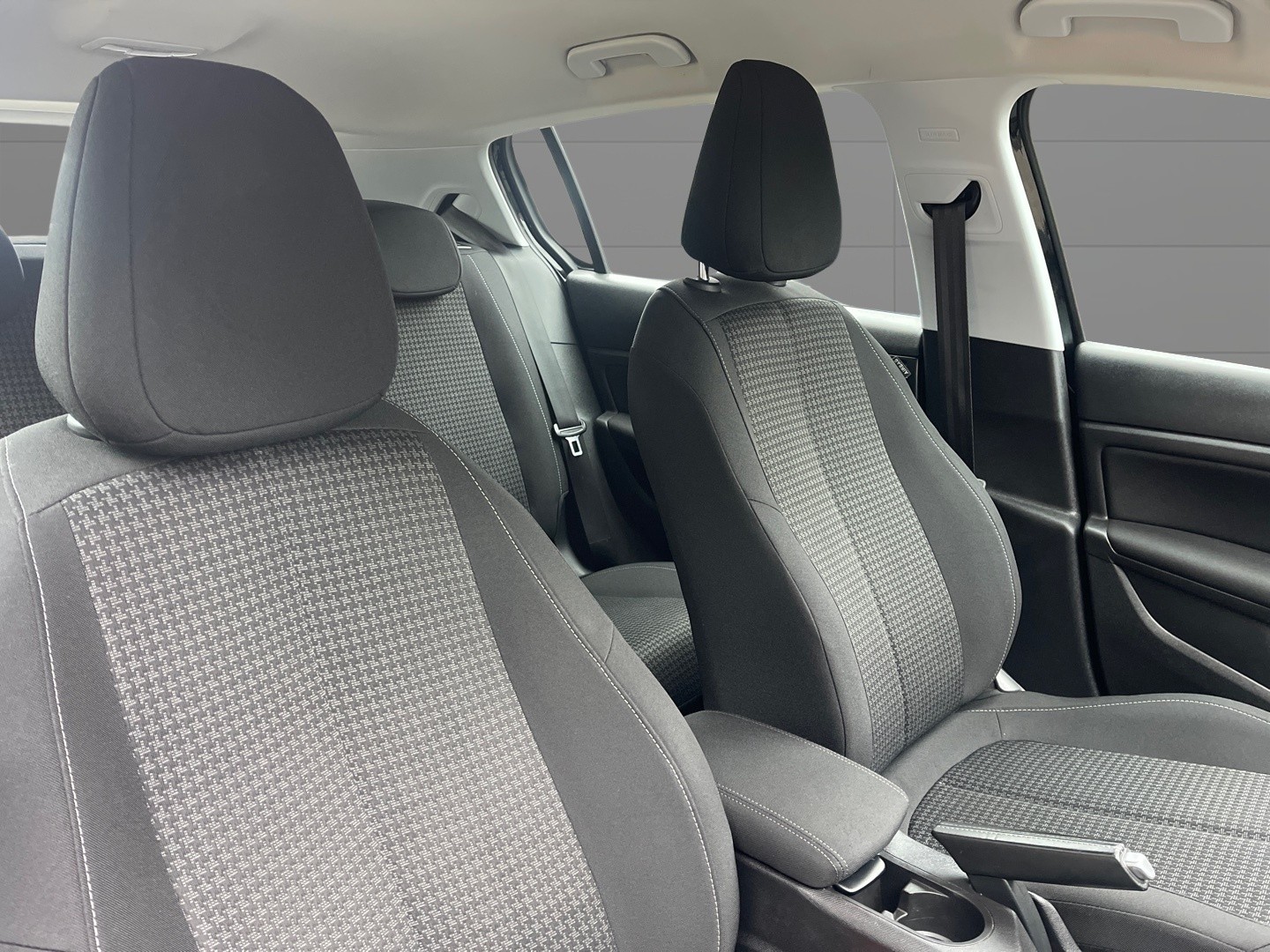 Used Peugeot 308 2018 for sale - 76455384: Photo 10