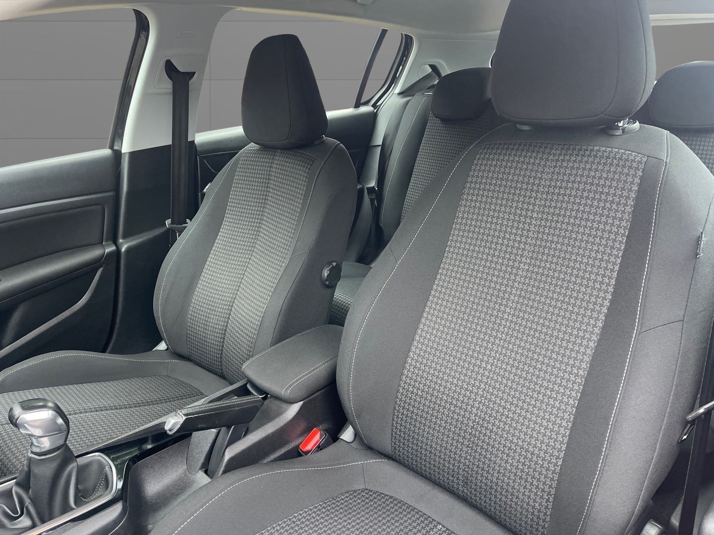 Used Peugeot 308 2018 for sale - 76455384: Photo 13