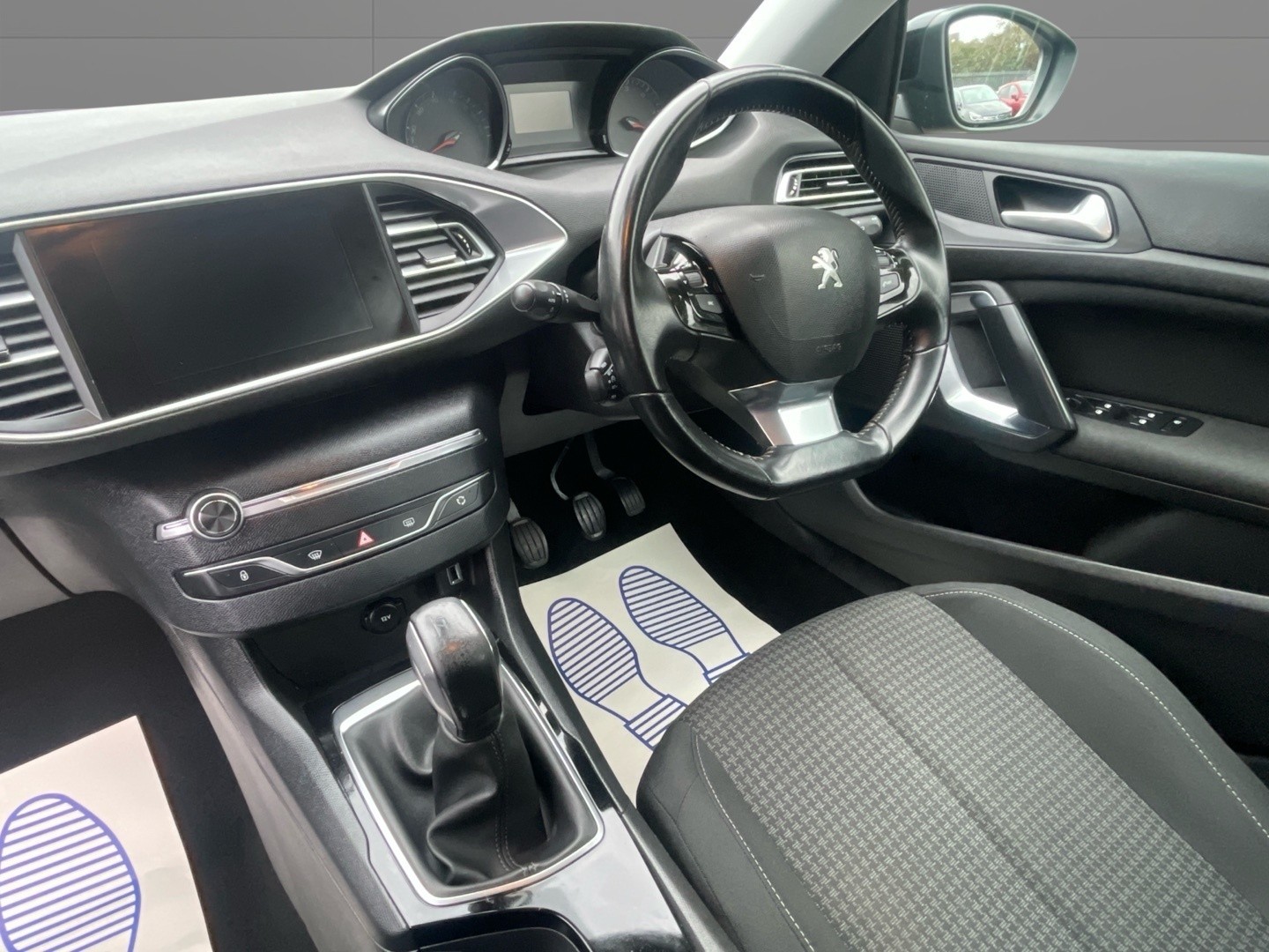 Used Peugeot 308 2018 for sale - 76455384: Photo 14