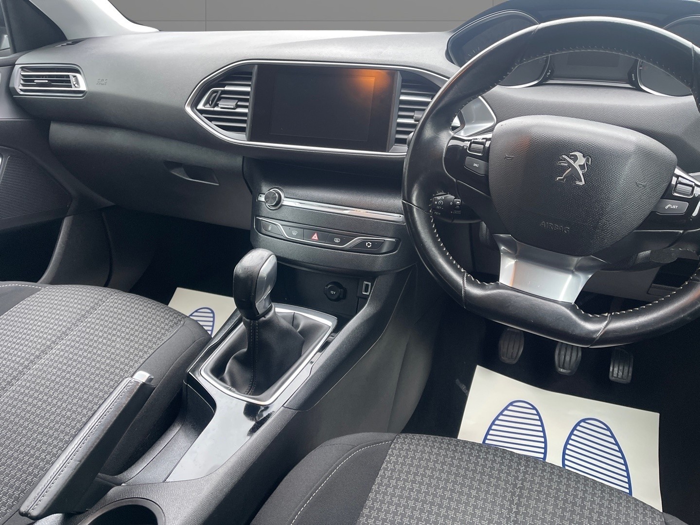 Used Peugeot 308 2018 for sale - 76455384: Photo 18