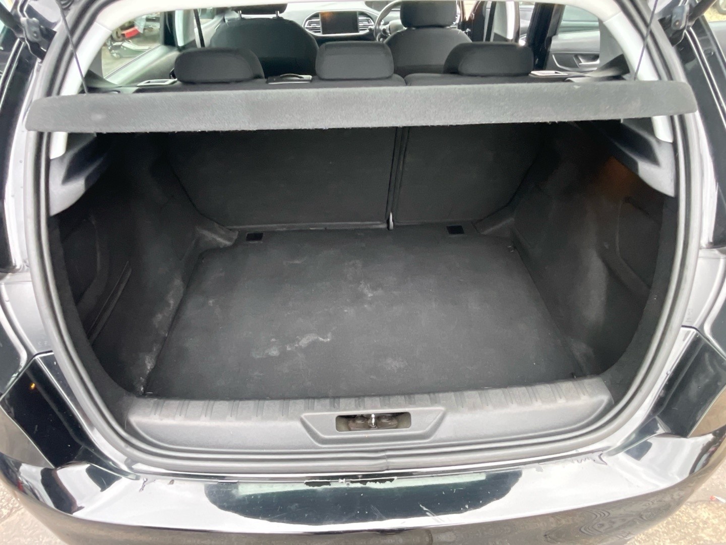 Used Peugeot 308 2018 for sale - 76455384: Photo 26