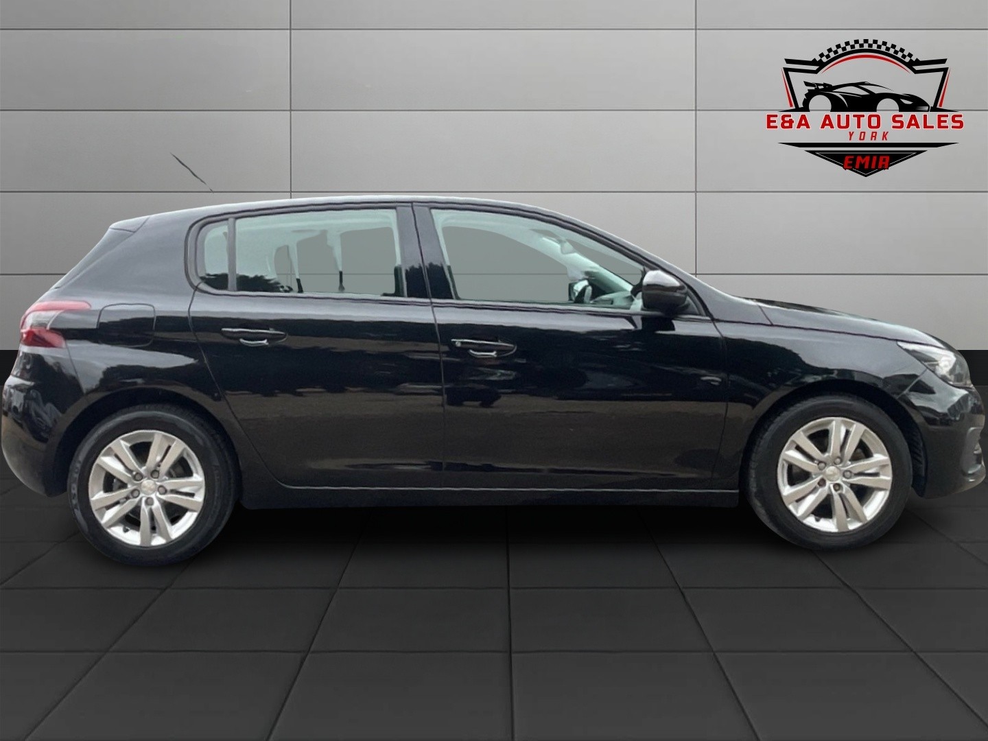 Used Peugeot 308 2018 for sale - 76455384: Photo 8