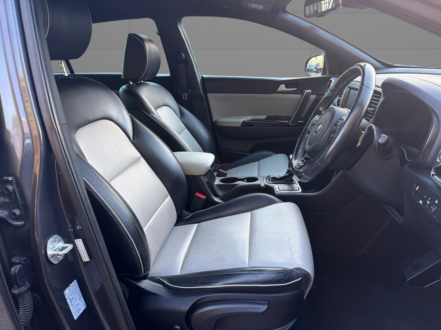 Used Kia Sportage 2017 for sale - 76785102: Photo 10