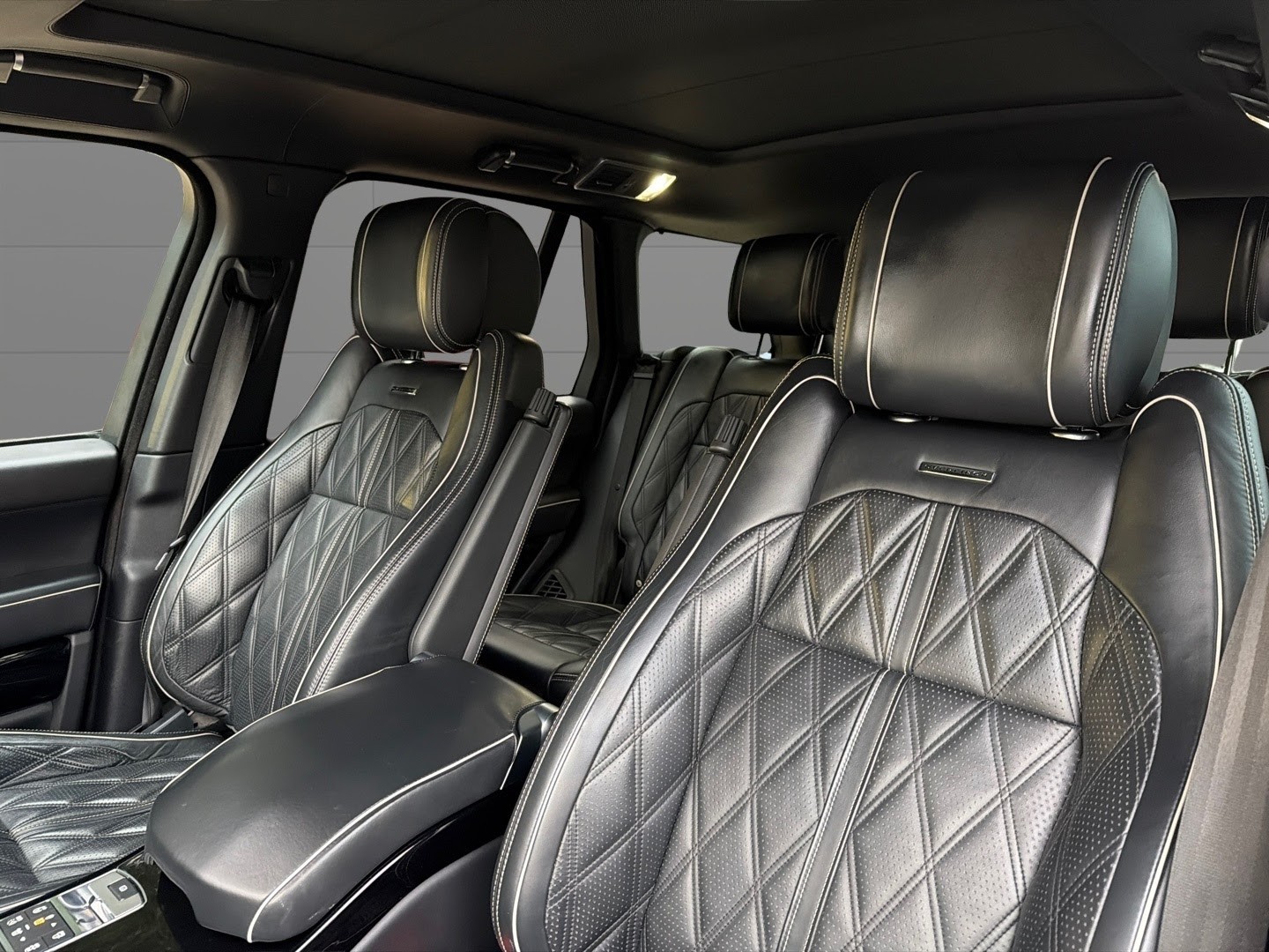 Used Land Rover Range Rover 2017 for sale - 77681788: Photo 12