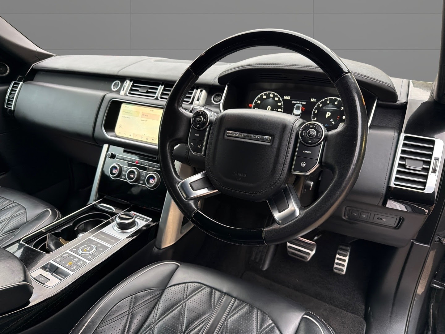 Used Land Rover Range Rover 2017 for sale - 77681788: Photo 8