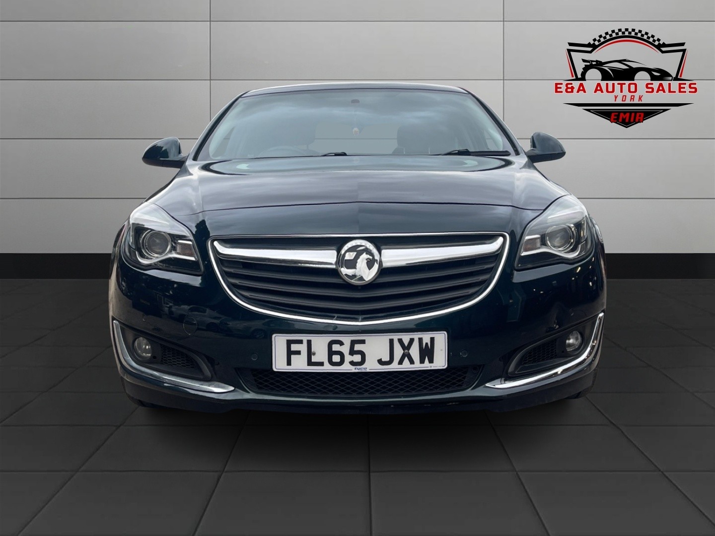 Used Vauxhall Insignia 2015 for sale - 76471125: Photo 2