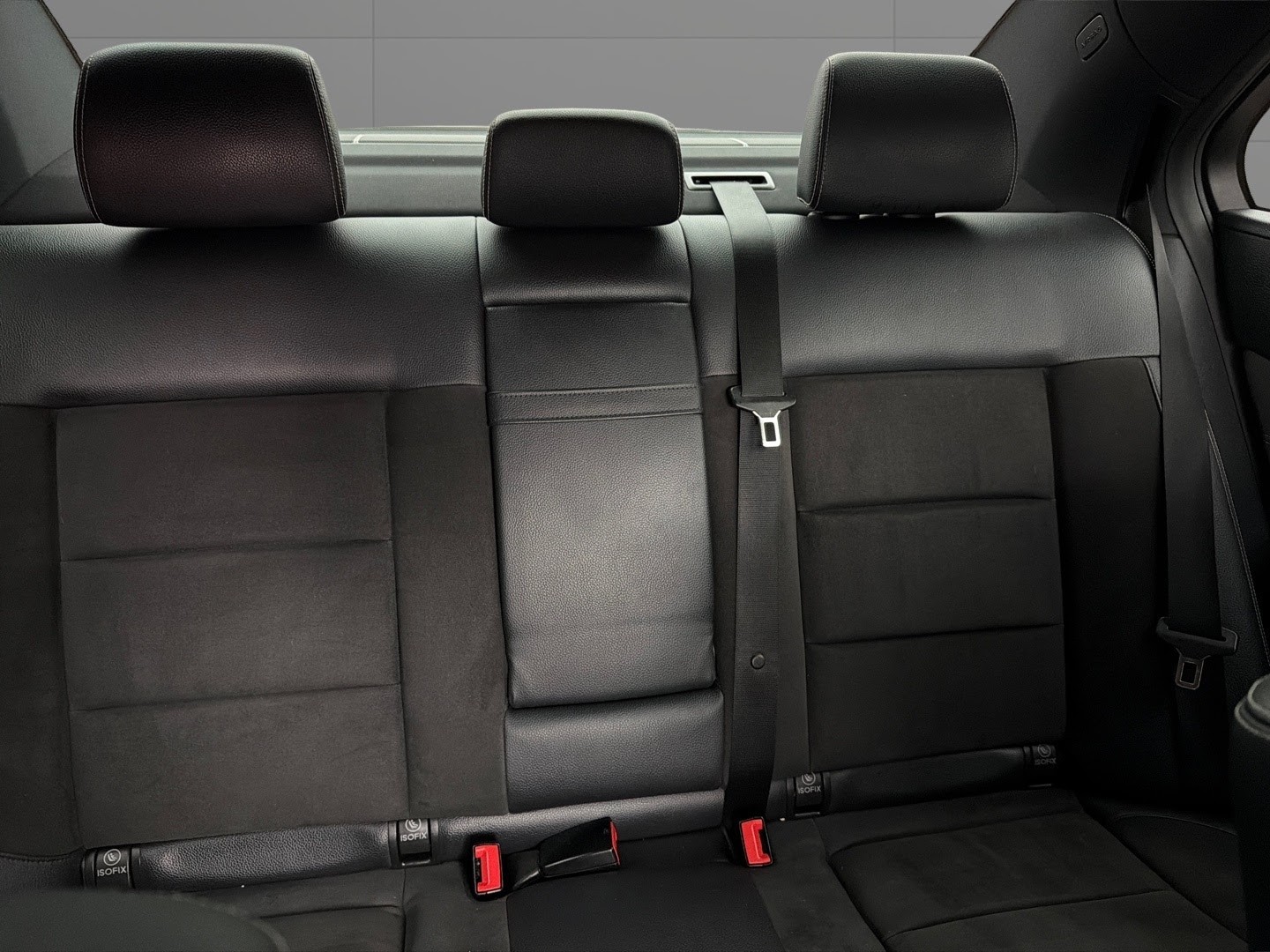 Used Mercedes-Benz E Class 2014 for sale - 77289140: Photo 17